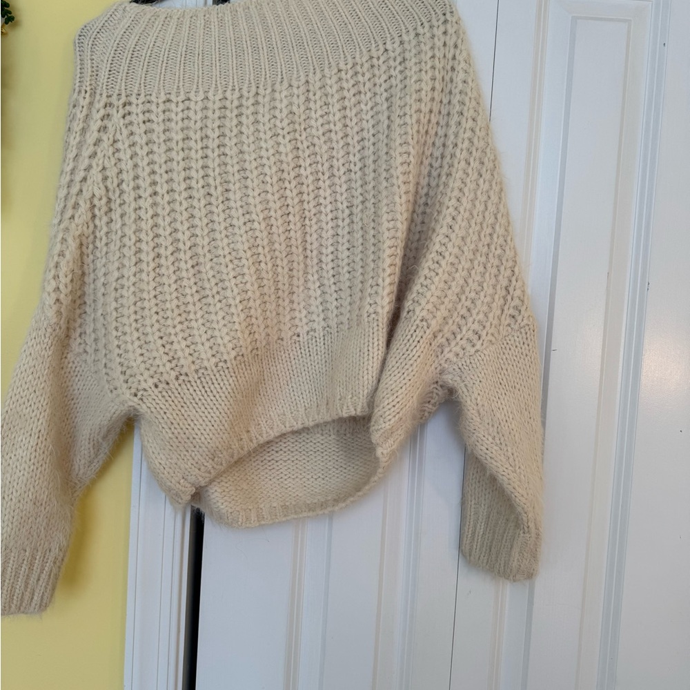 Relaxed Scoop-Neck Knit Sweater in Cream